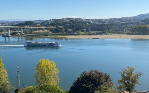 1 Bedroom Apartment in Freixo Bridge, Porto