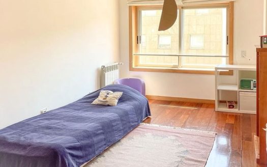 5 Bedroom Apartment in Matosinhos, Porto