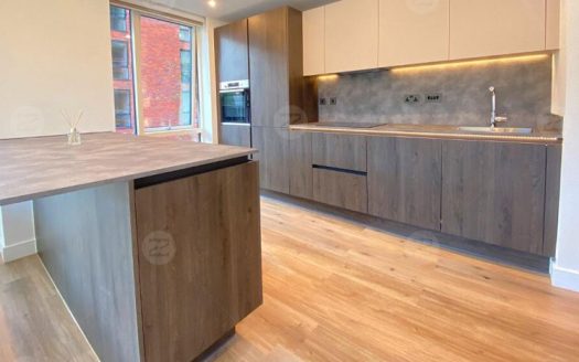 2 Bedroom Fully Furnished Apartment in Shadwell St, Birmingham