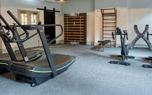 2 Bedroom Furnished Apartment in Birmingham