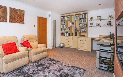 4 Bedroom Family Home in Sheldon Grove, Birmingham