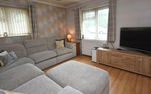 4 Bedroom Family House in Sheldon, Birmingham