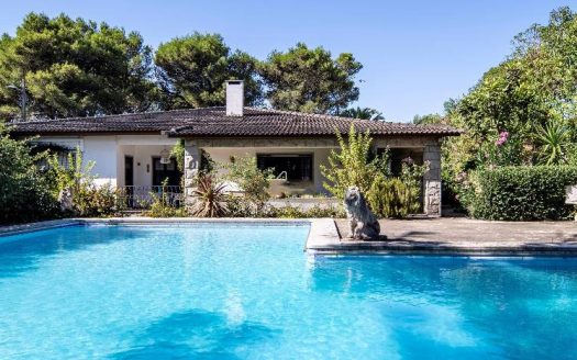 5 Bedroom Town House in Cascais, Portugal