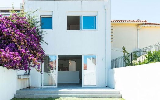 Refurbished 4 Bedroom Villa in Lisbon