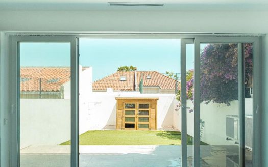 Refurbished 4 Bedroom Villa in Lisbon