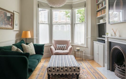 5 Bedroom House in Ingersoll Road II, London